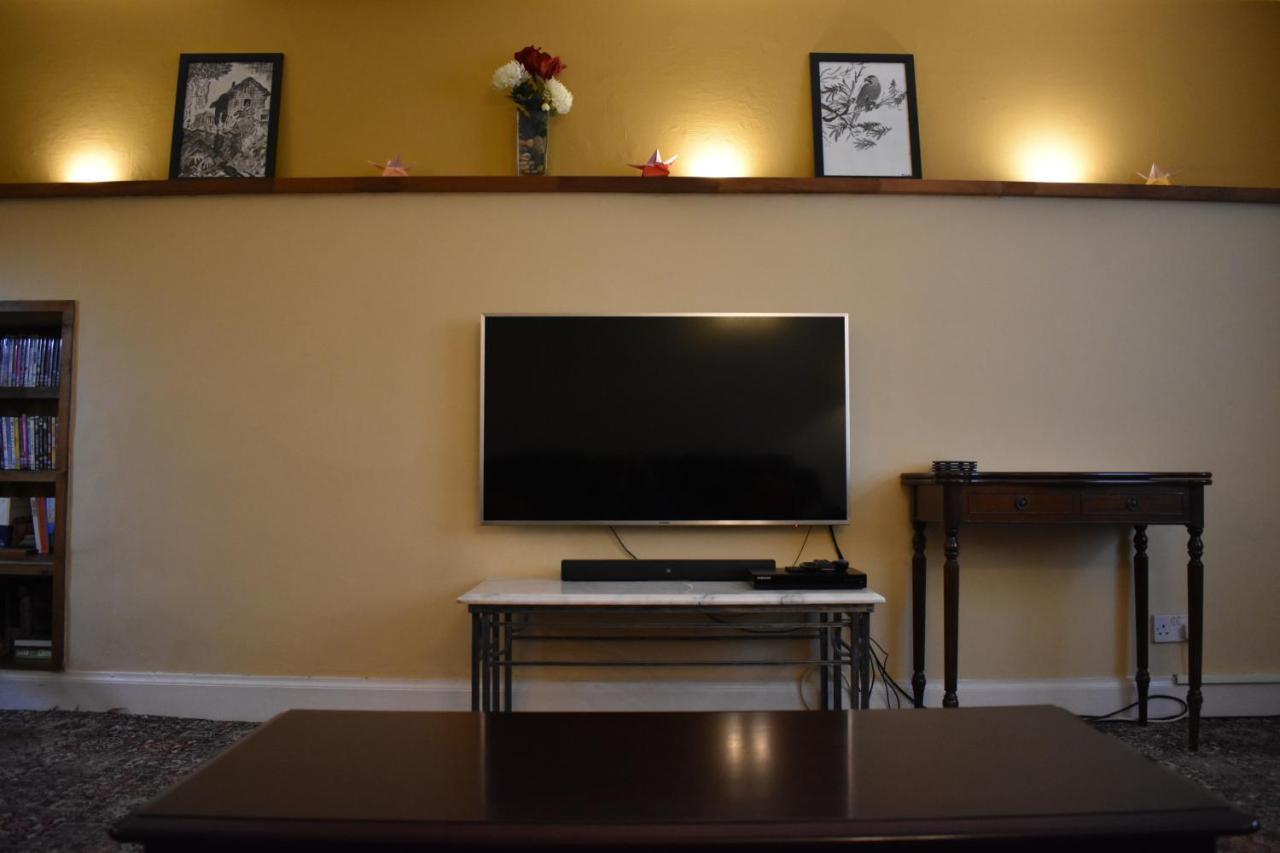 West End Apartment เอดินบะระ ภายนอก รูปภาพ